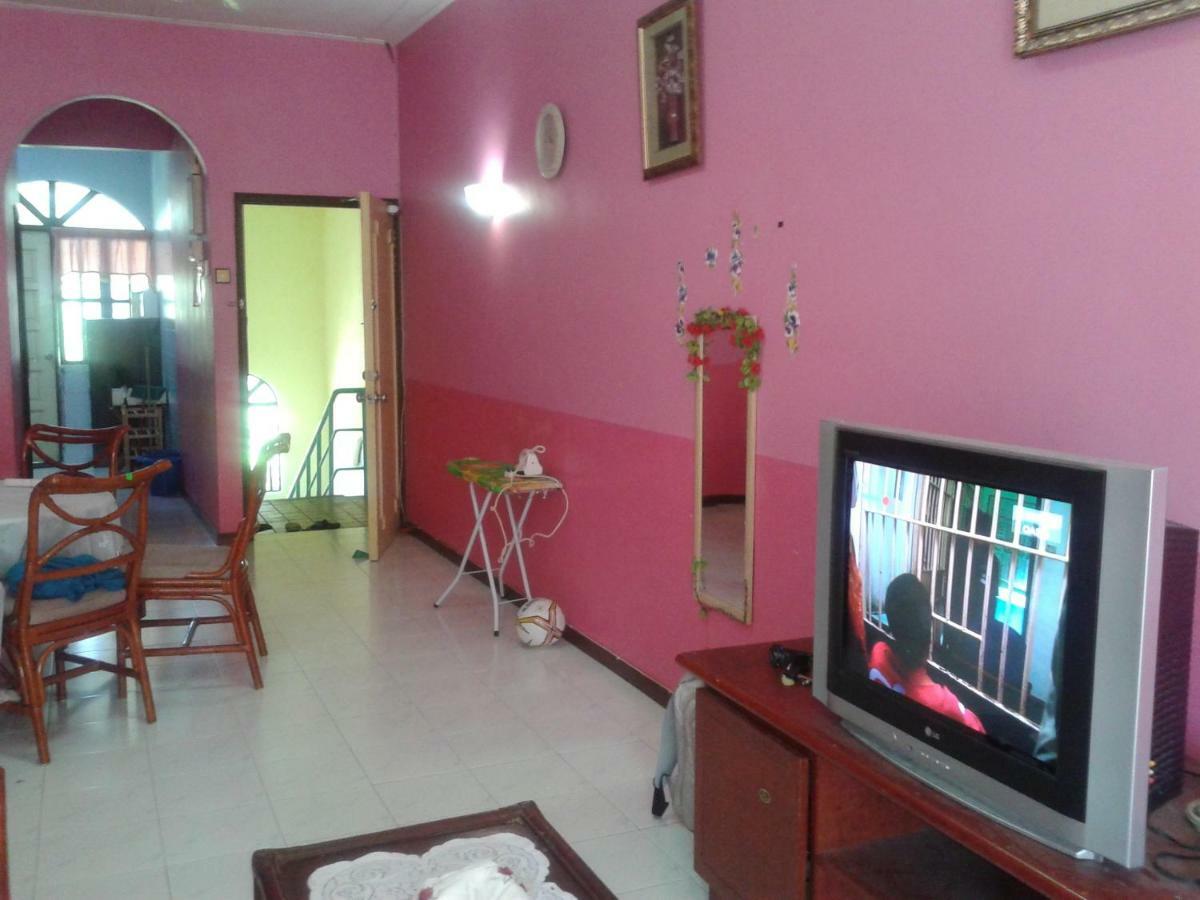 Seri Lagenda Apartment Kuah Exterior foto